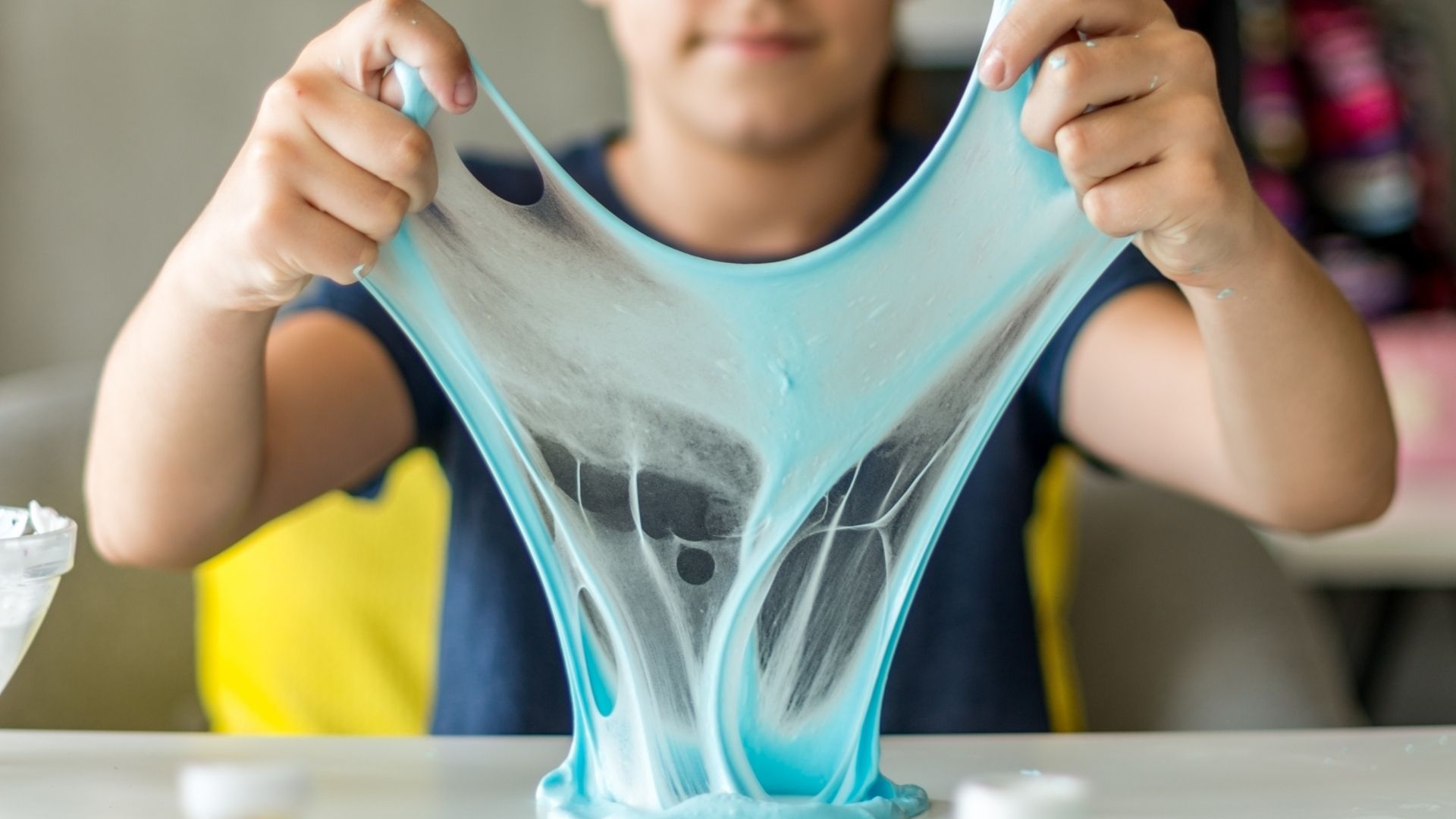 Brinquedos infantis anti stress estão em alta: slime está na lista