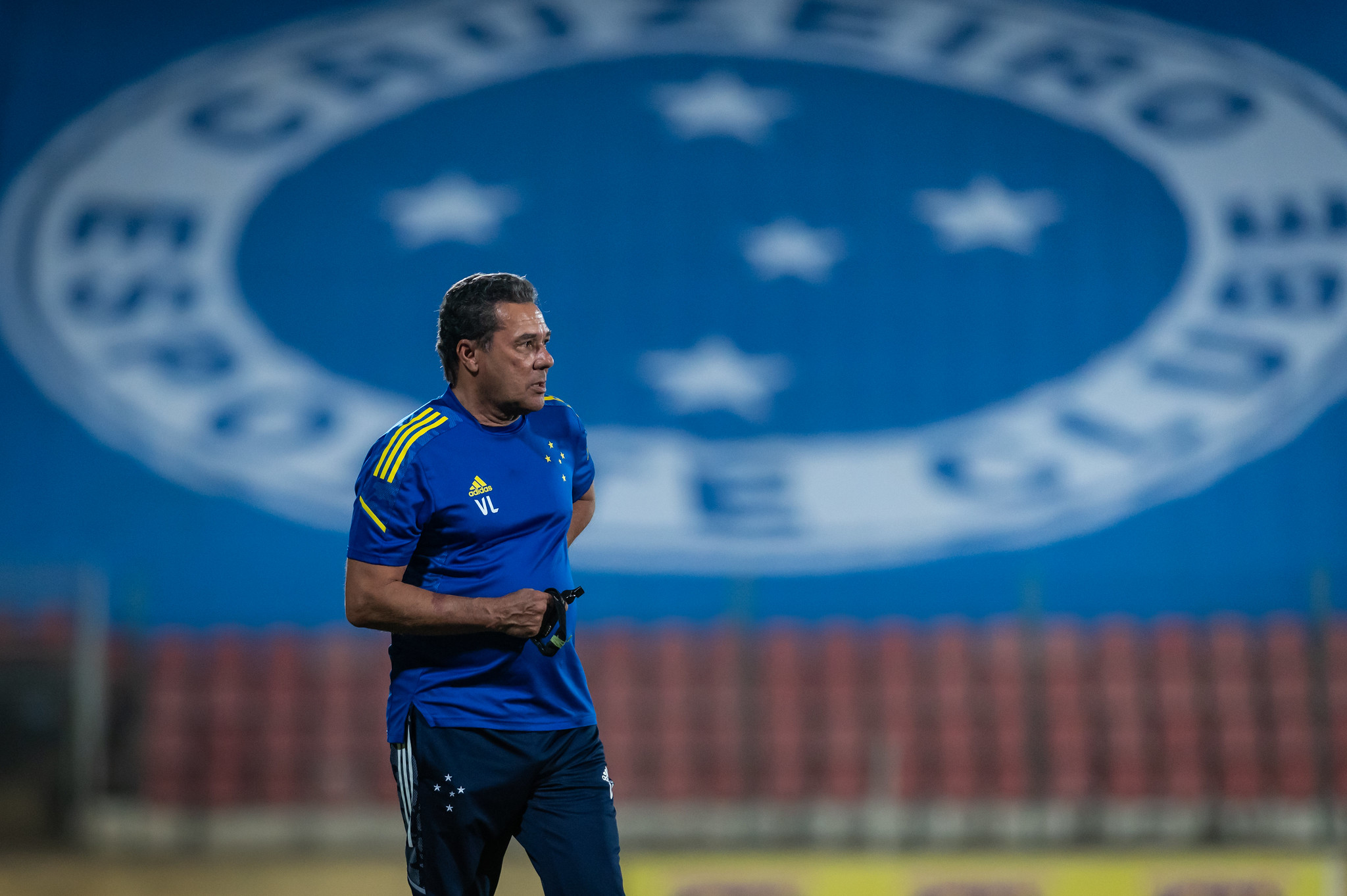 Faltando 13 rodadas, saiba o que o Cruzeiro precisa fazer para subir