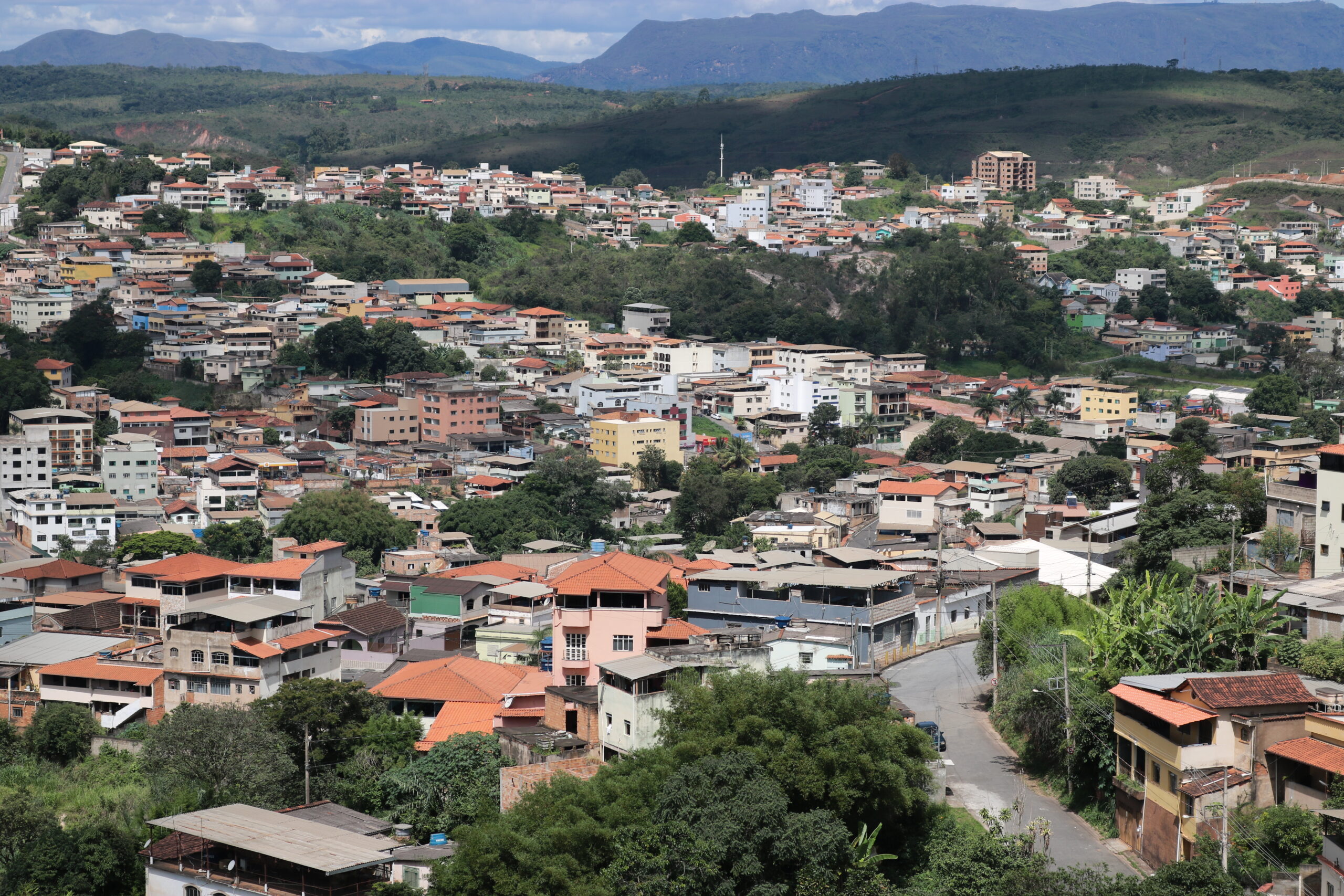 Moradores de Congonhas reclamam de altos valores na conta de água