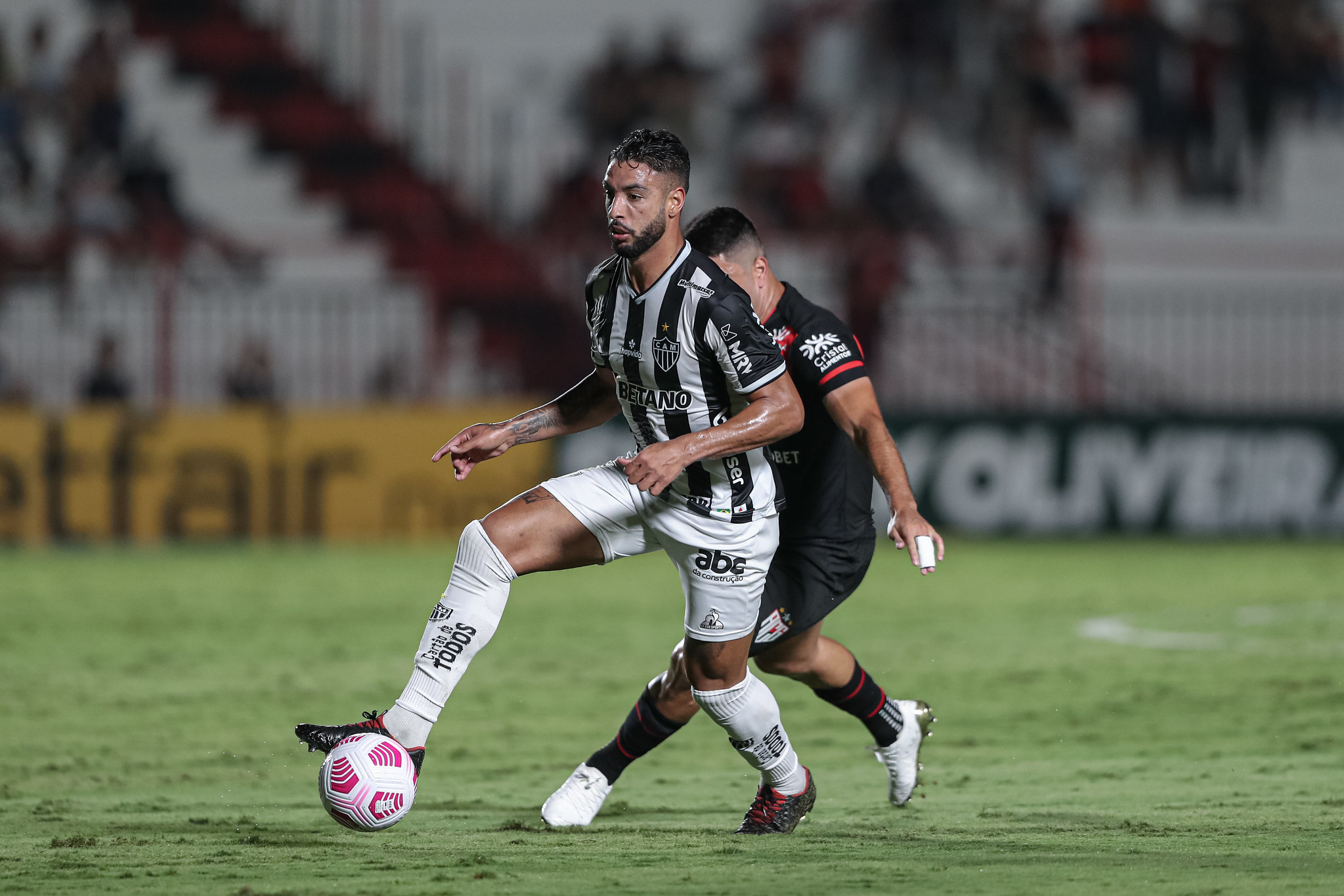 Vazada há quatro jogos, defesa do Atlético tem queda de rendimento no returno