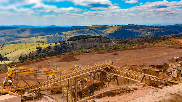 Mineradora contrata operadores em Minas Gerais