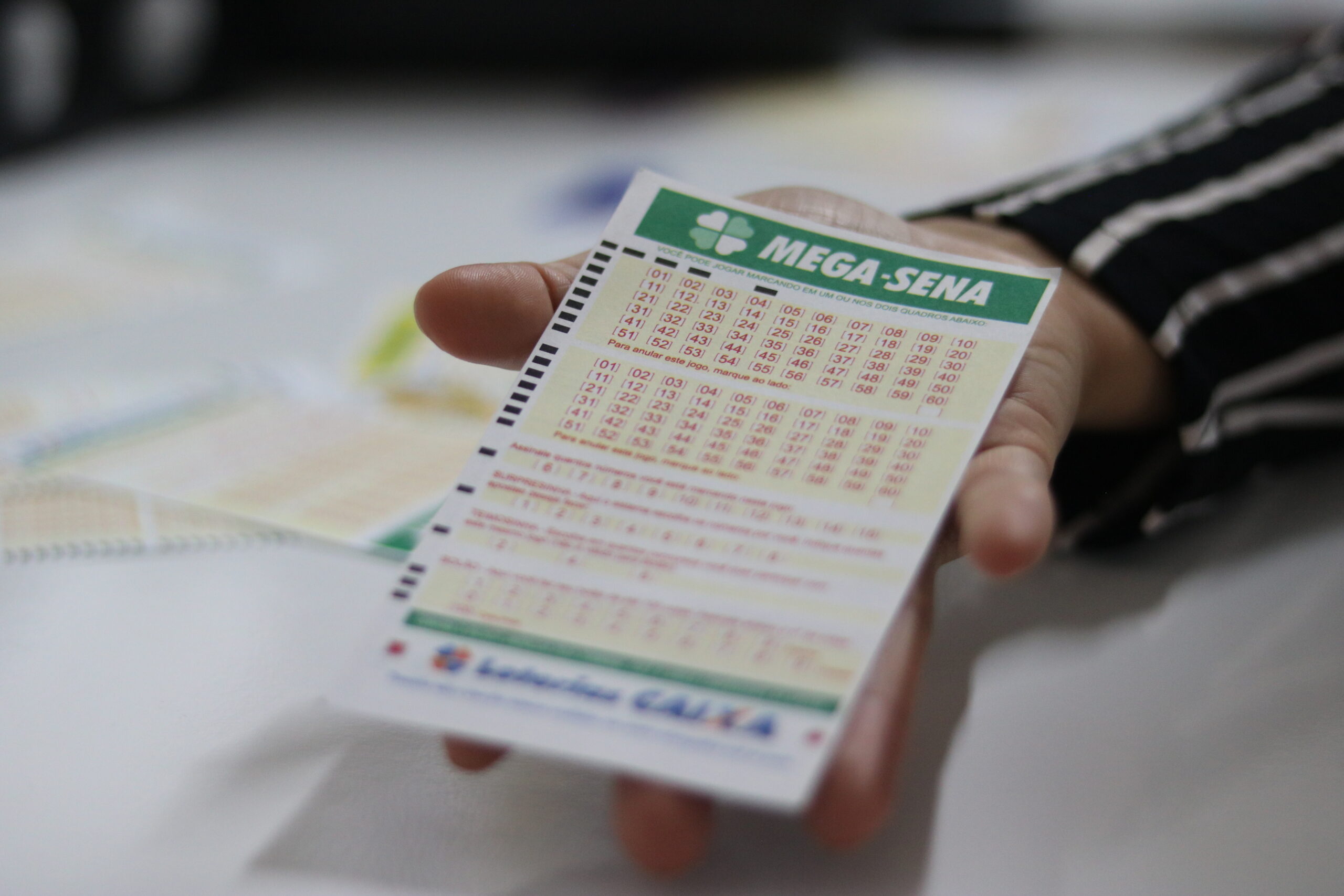 Por que a Mega-Sena terá três sorteios na semana véspera de carnaval?