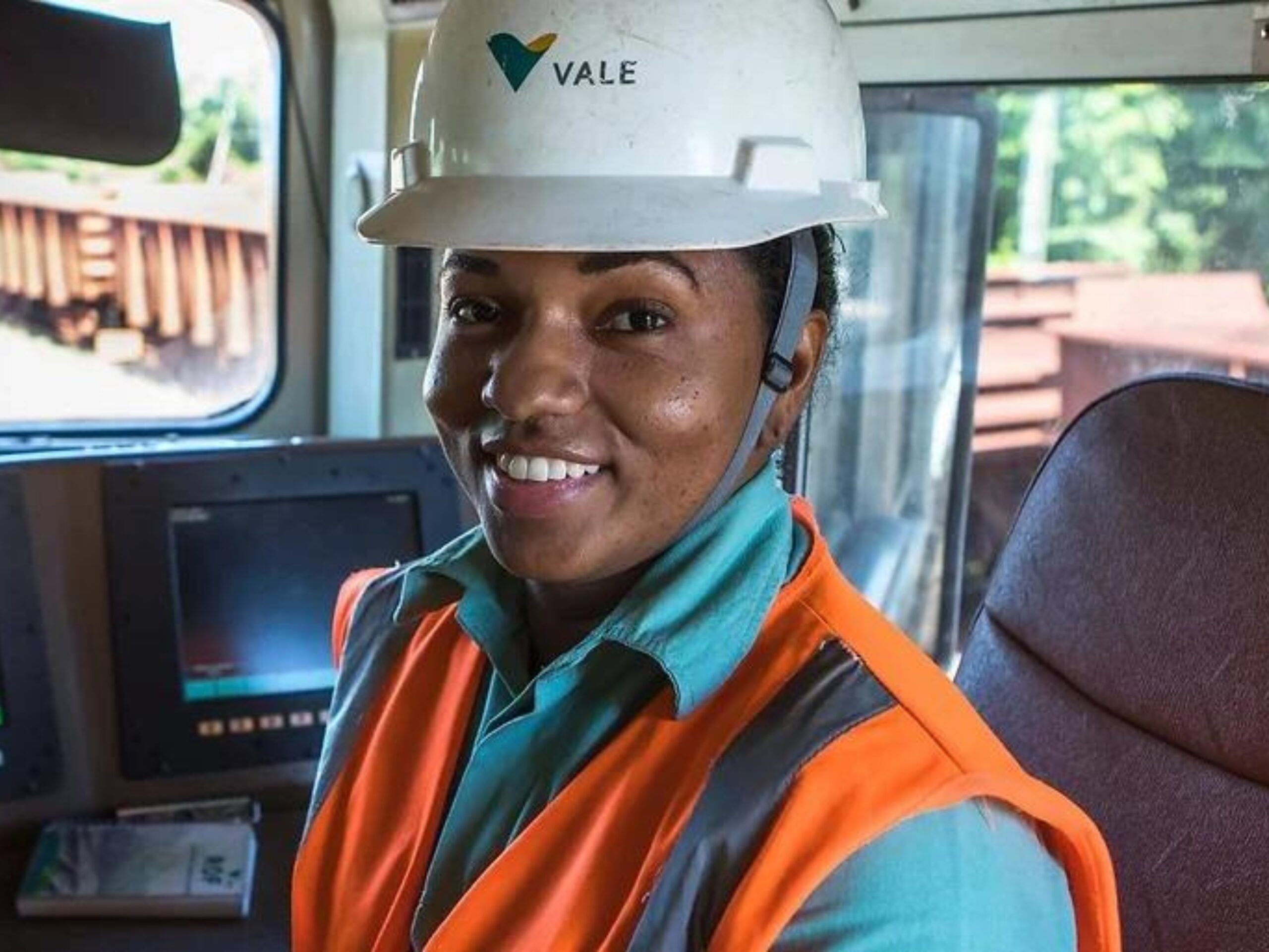 Vale começa mês de março com mais de 200 vagas de emprego