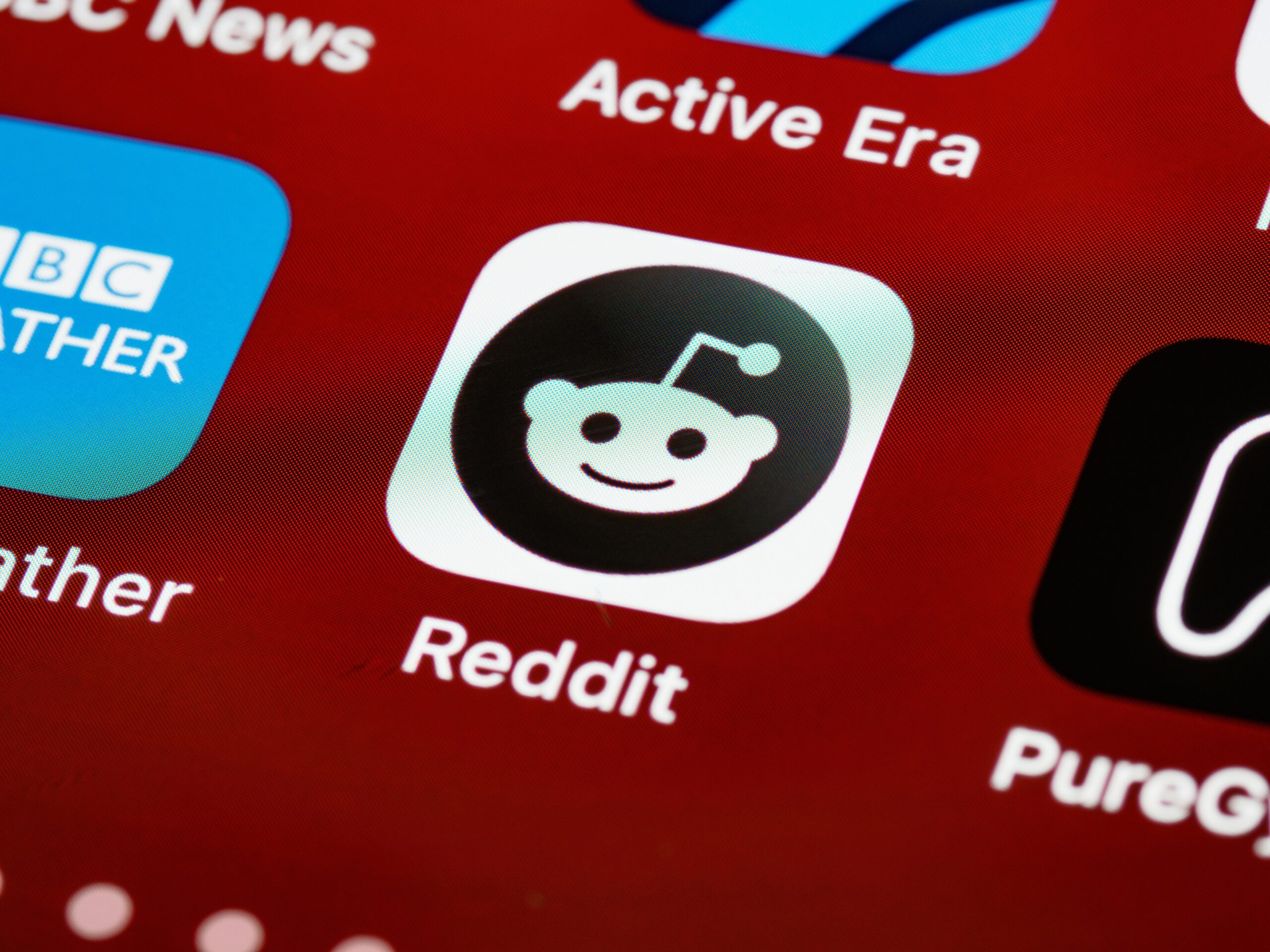 Milhares de comunidades do Reddit se obscurecem para protestar contra a polêmica nova política da empresa