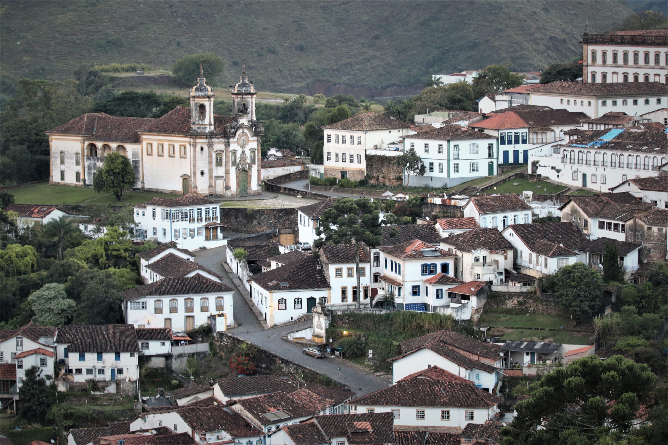 Justiça manda soltar casal suspeito de envolvimento na morte de bebê em Ouro Preto
