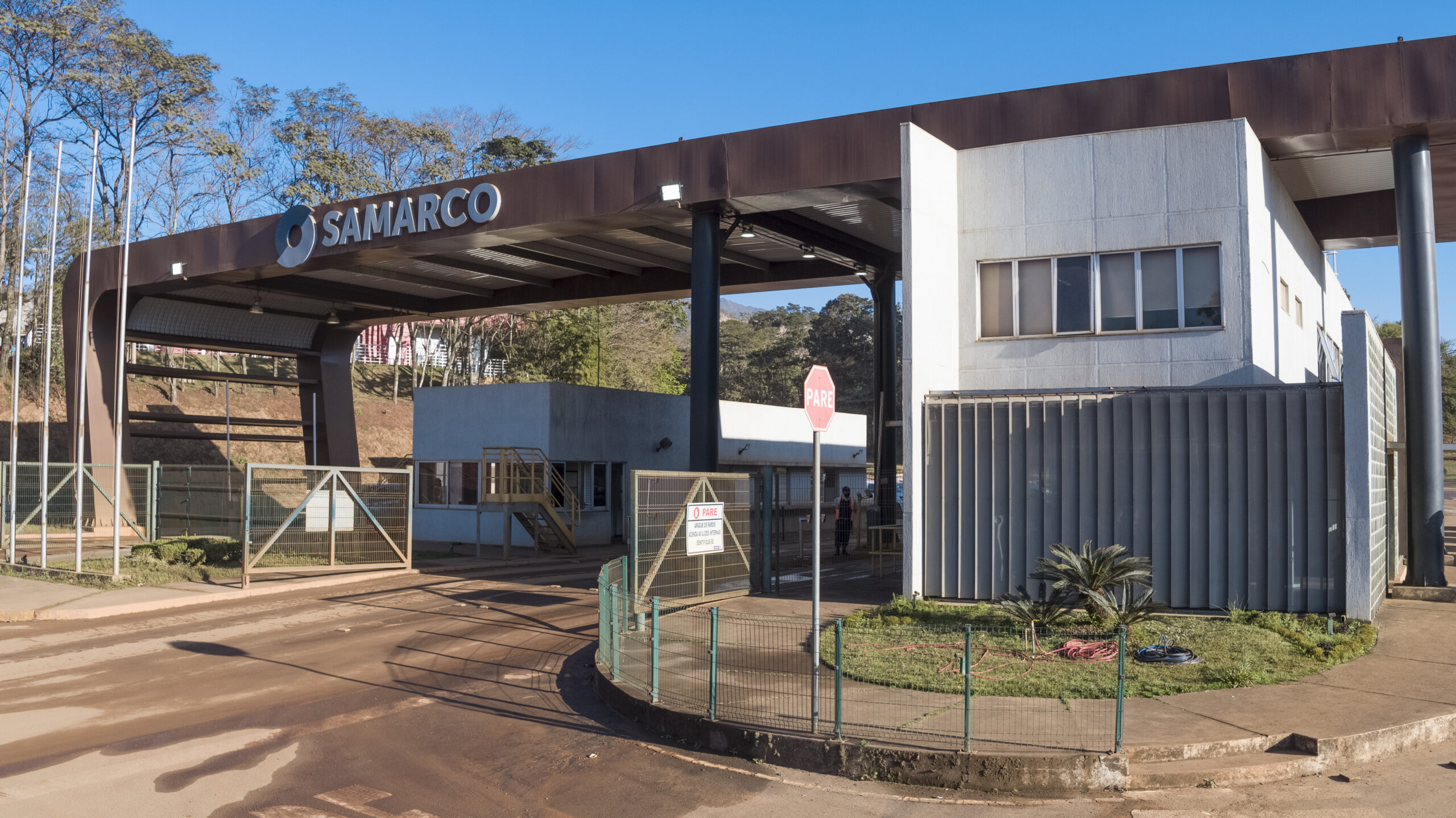 Samarco em MG: vagas para soldador, Analista e engenheiro - construa sua carreira na mineração
