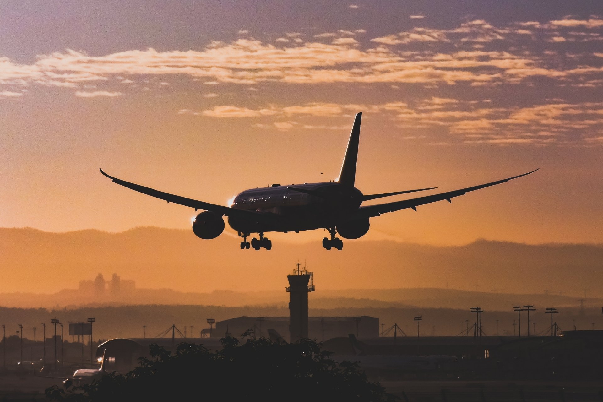 Aeroporto de Confins recebe segundo voo com brasileiros deportados dos EUA