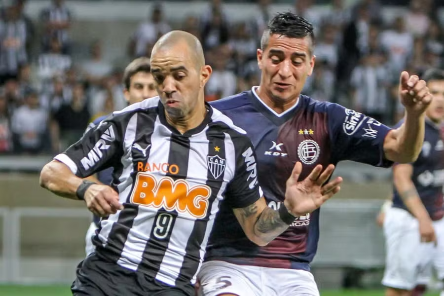 Finalista da Sula 2025, Atlético-MG nunca perdeu pro Lanús; relembre os jogos históricos