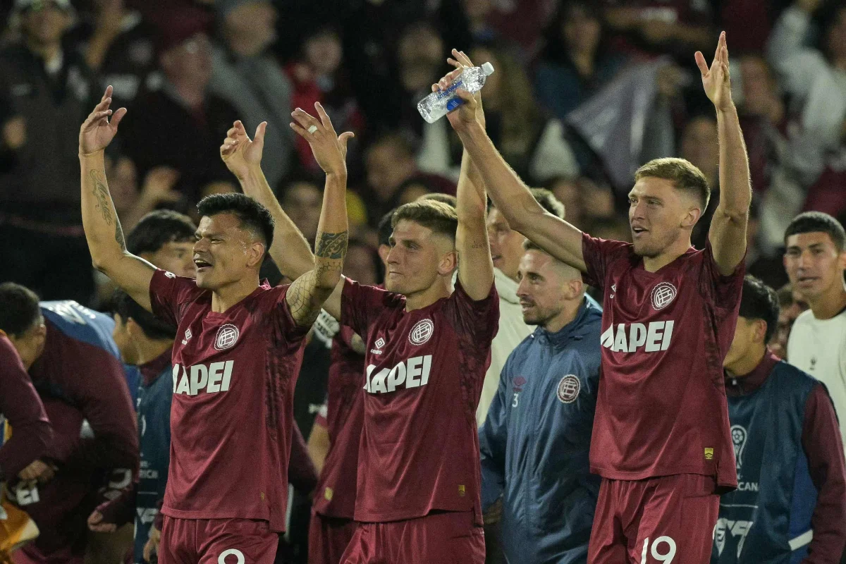 "O Lanús está sedento por vingança contra o Atlético Mineiro" diz jornal argentino