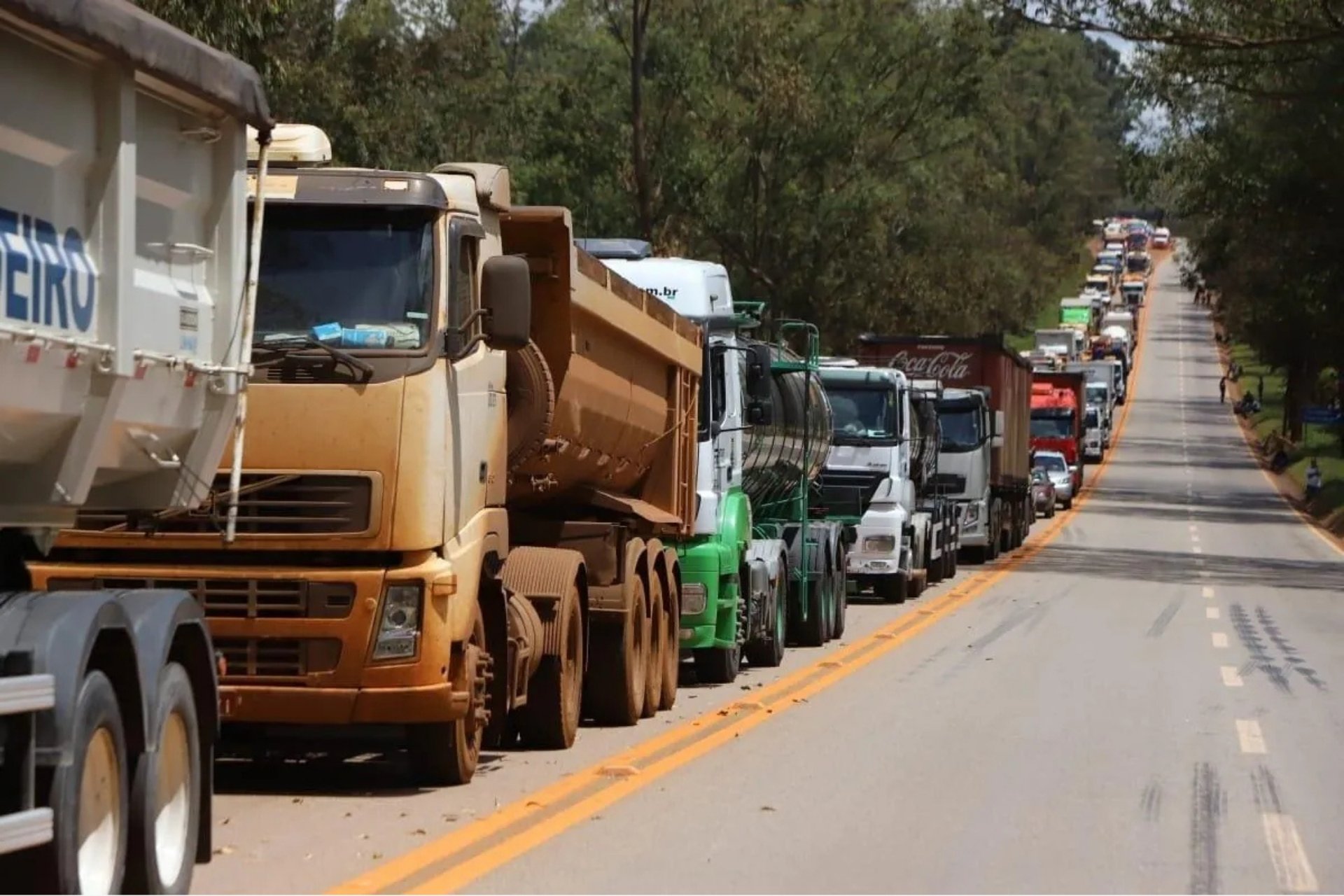 De Itabirito a Congonhas, estrada de mineração de 25 km terá uso compartilhado por mineradores e deve tirar caminhões pesados da BR-040 e da BR-356