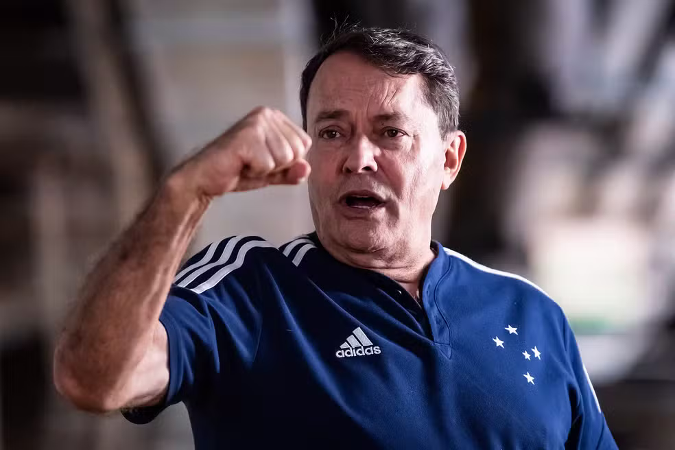Cruzeiro ressurge como protagonista do mercado da bola em 2026