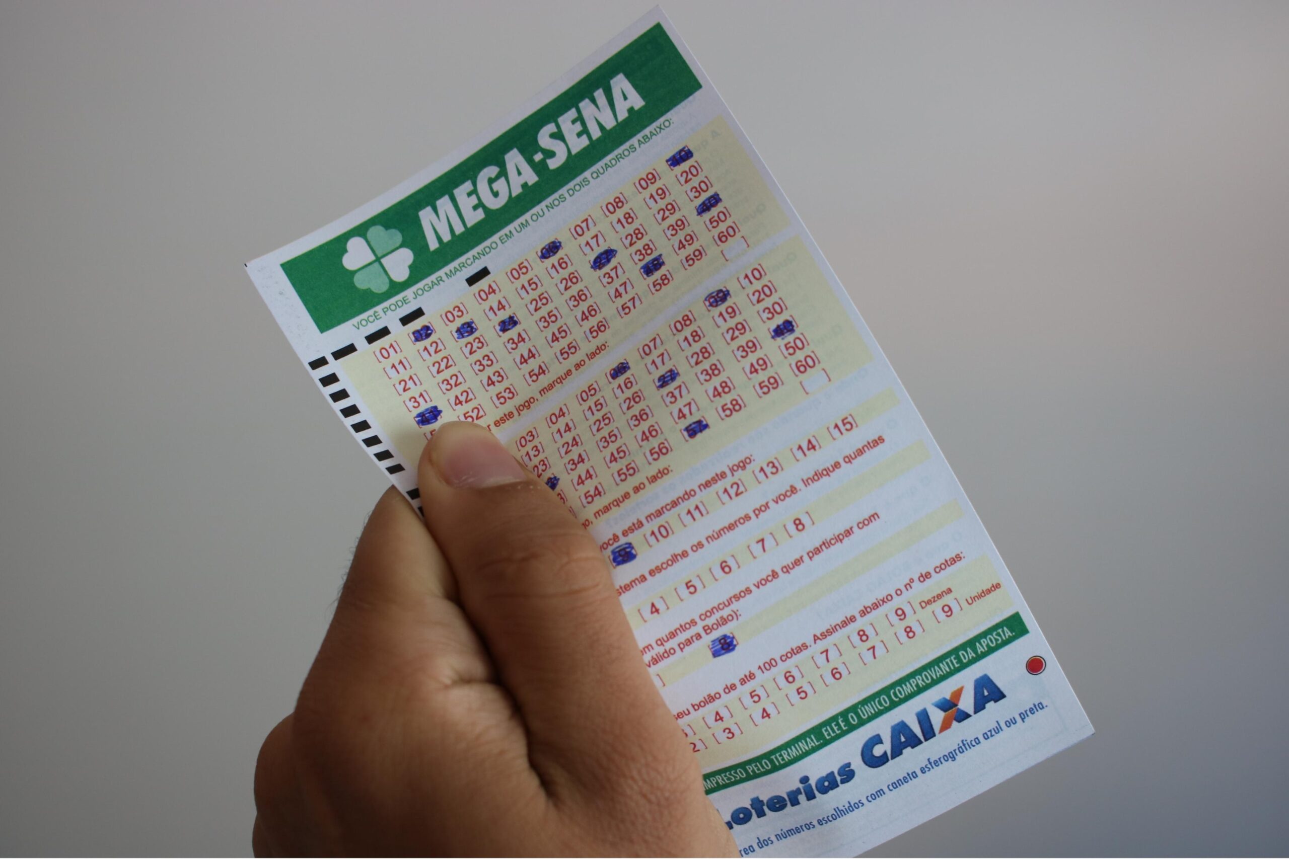 Mega-Sena 2963 sorteia prêmio de R$ 55 milhões nesta quinta; veja detalhes do concurso