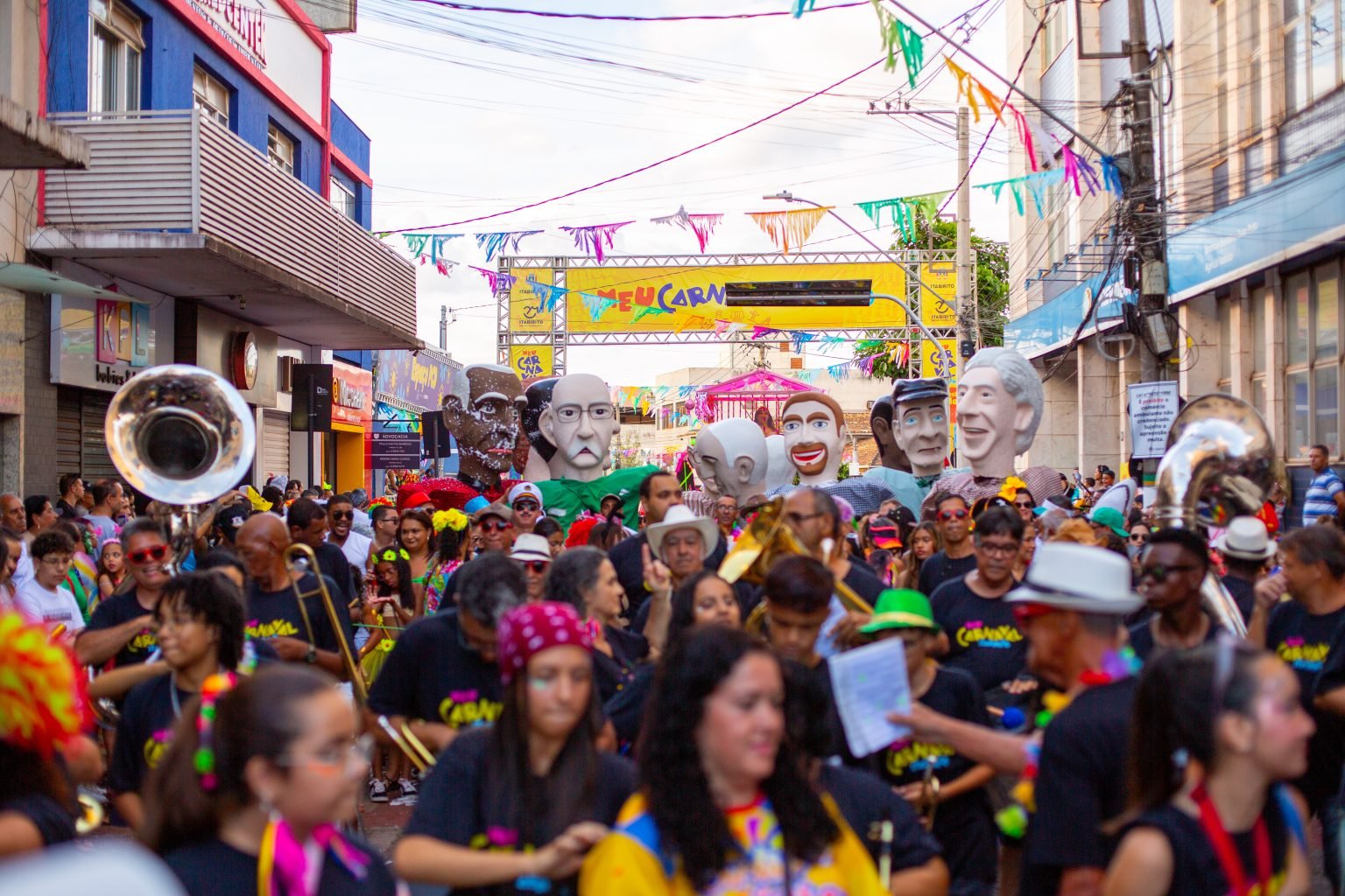 Programação completa do carnaval de Itabirito 2026