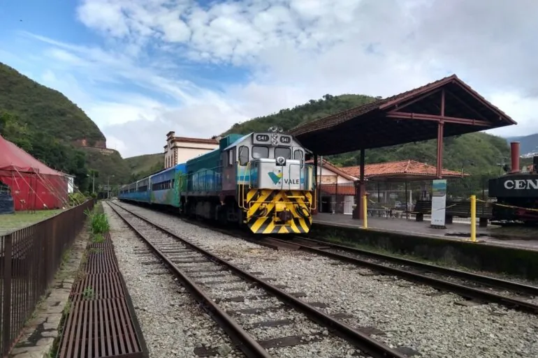 Restauração da estação de Ouro Preto é iniciada e retorno do trem turístico para Mariana ganha novo passo