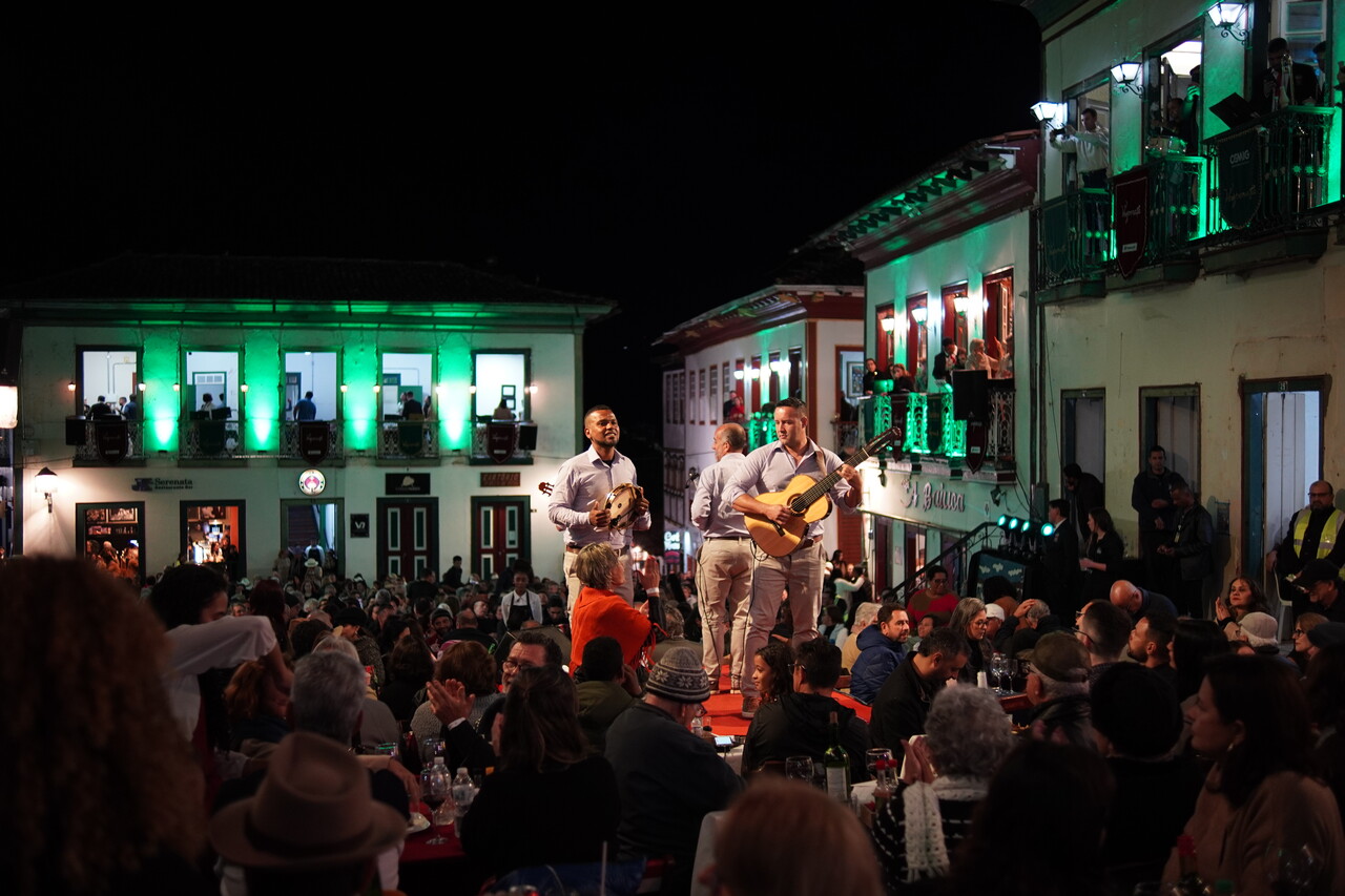 Diamantina: a cidade mineira onde a música nasce nas janelas e conquista o Brasil
