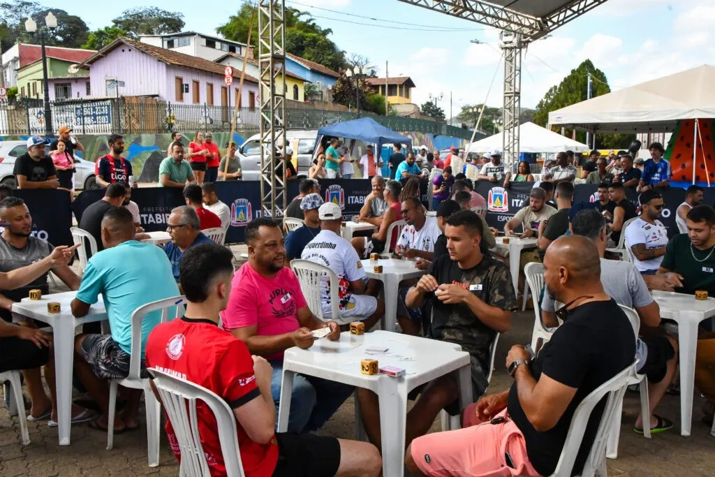 Itabirito abre inscrições para 5º Torneio de Truco no Mercado Municipal