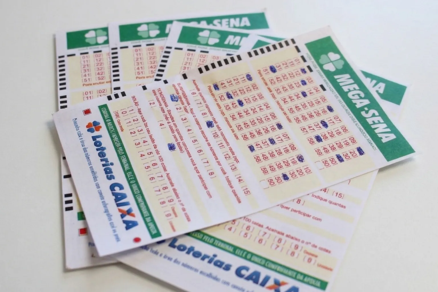 Resultado da Mega-Sena 3016 de hoje, terça-feira (09/06/2026); prêmio é de R$ 3,5 milhões