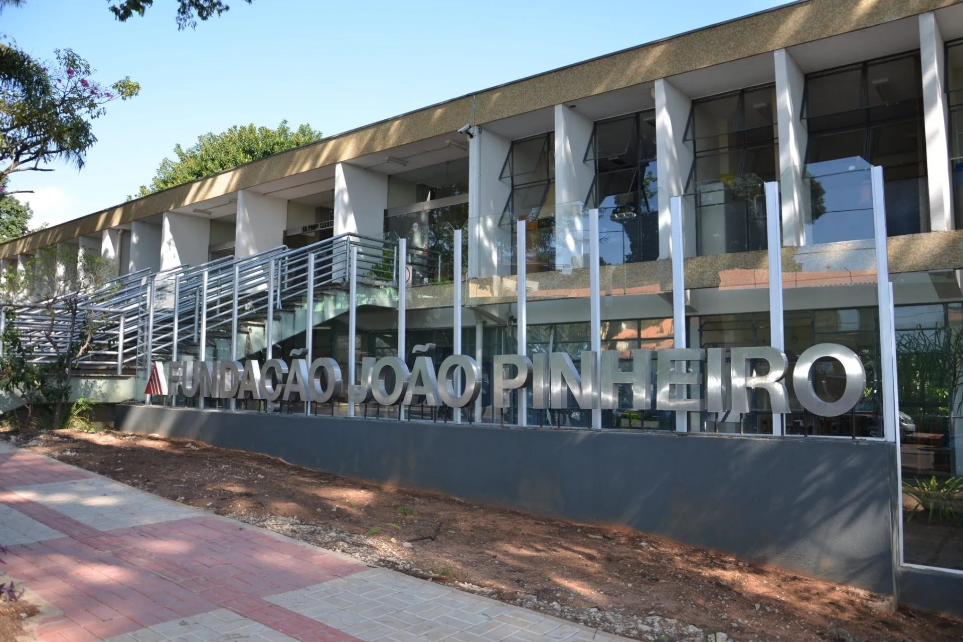 Fundação João Pinheiro abre inscrições para três pós-graduações em gestão pública