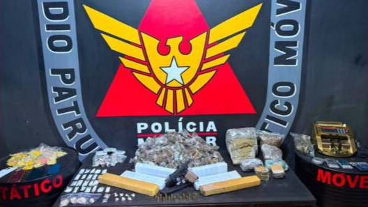 Operação da PM apreende drogas sintéticas, arma e veículos suspeitos de clonagem em Ouro Preto